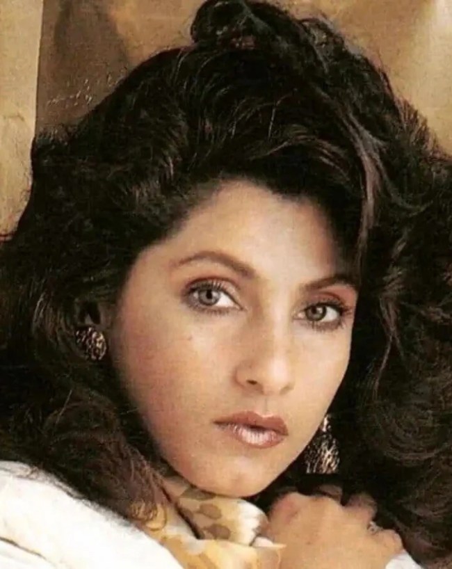 Dimple Kapadia-1-2-3-4-5-6