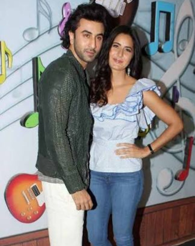 Katrina Kaif, Ranbir Kapoor-1-2-3-4-5