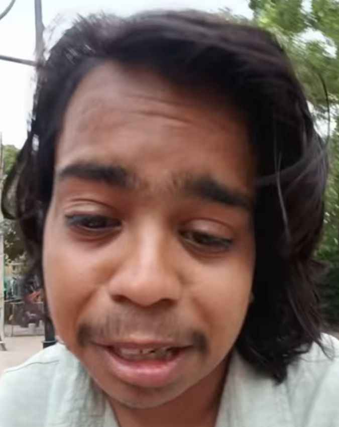 डायरेक्टर पर लगाए आरोप
