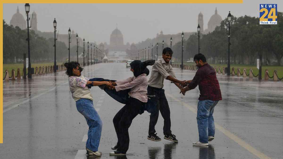 Kal Ka Mausam, 26 June : अगले 3-4 दिनों में UP-बिहार समेत इन राज्यों में बढ़ेगा मानसून, जानिए , कहां-कहां हैं बारिश के आसार