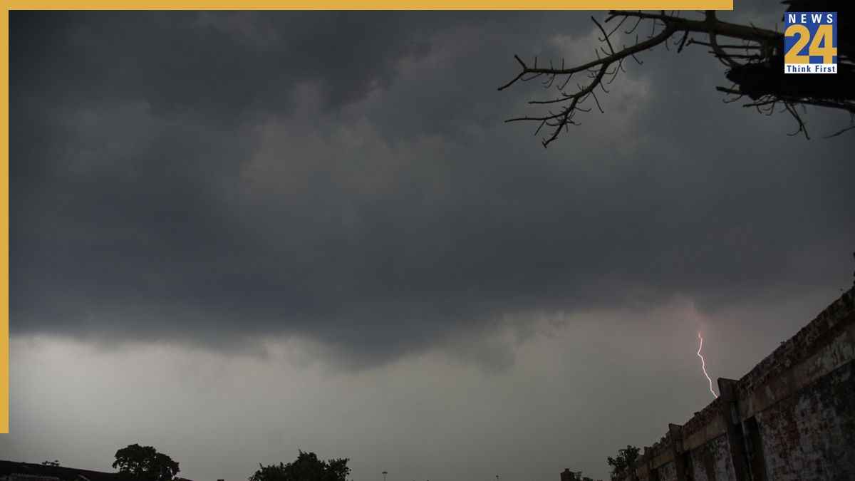 Monsoon_9c51b5