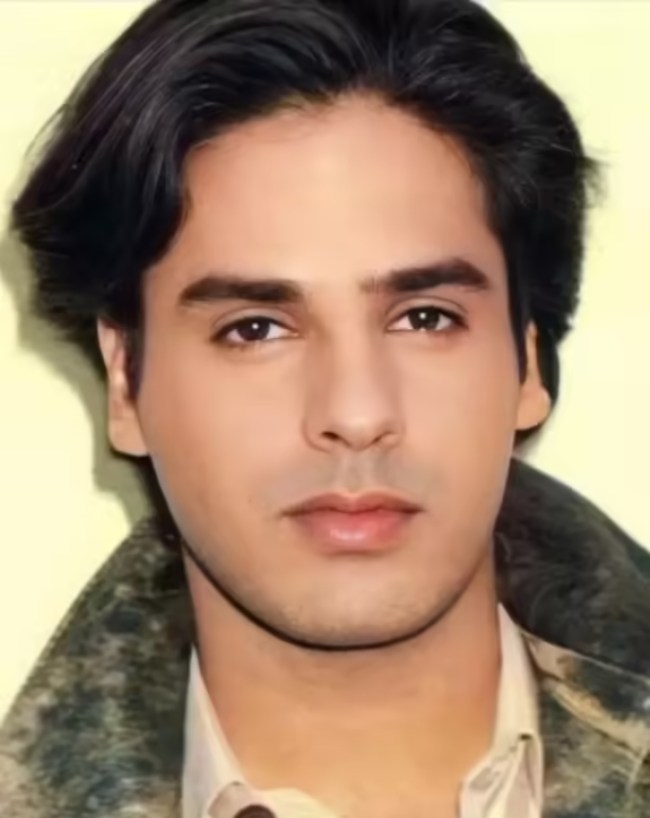 Rahul Roy-1-2-3-4-5