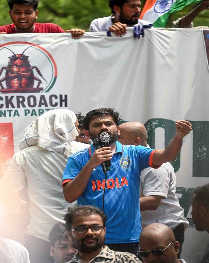 बोस्टन यूनिवर्सिटी से आया बुलावा
