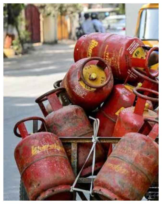 पीएनजी मिलते ही 30 दिनों के भीतर खत्म करना होगा एलपीजी कनेक्शन