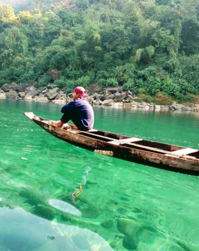 कयाकिंग से बढ़ता है रोमांच