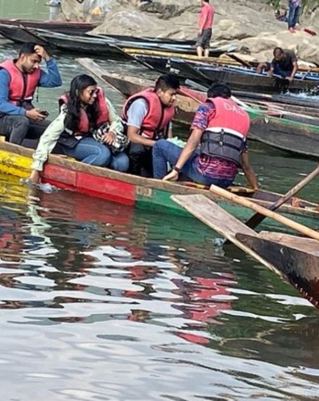 Meghalaya’s Dawki River-1-2-3-4-5-6