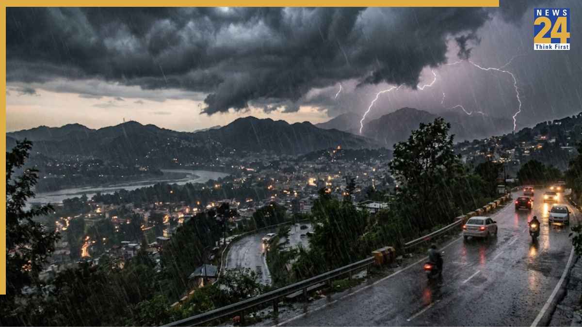 Kal Ka Mausam June 25: बारिश के बाद दिल्ली-NCR में सुहावना हुआ मौसम, कल भी 17 राज्यों में तूफान बारिश का अलर्ट