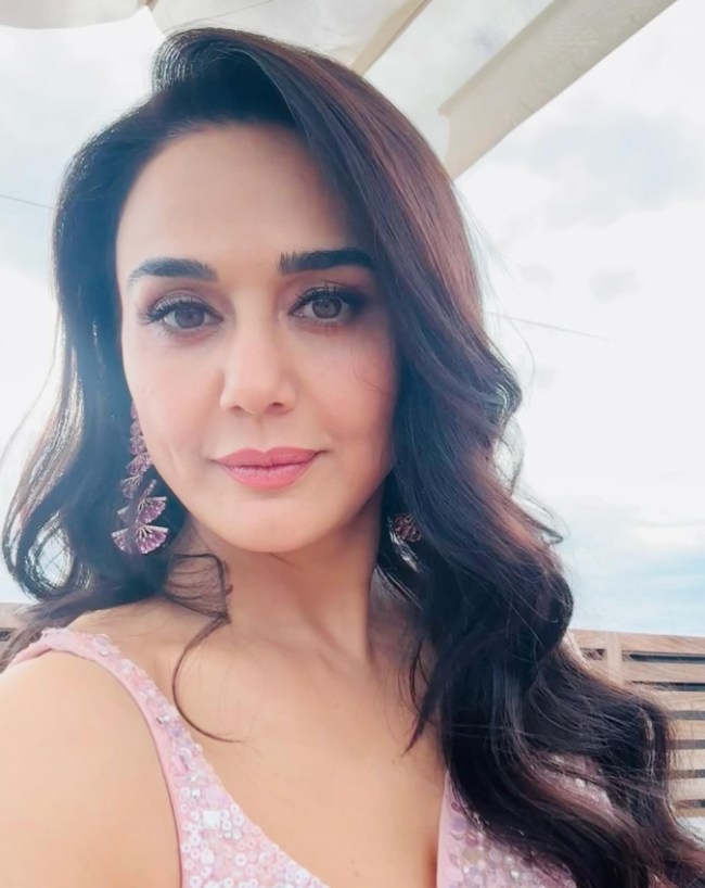 preity zinta-1-2-3-4-5-6-7