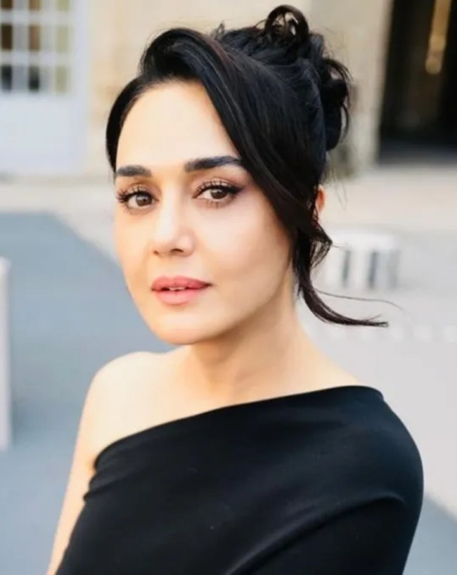 preity zinta-1-2-3-4-5