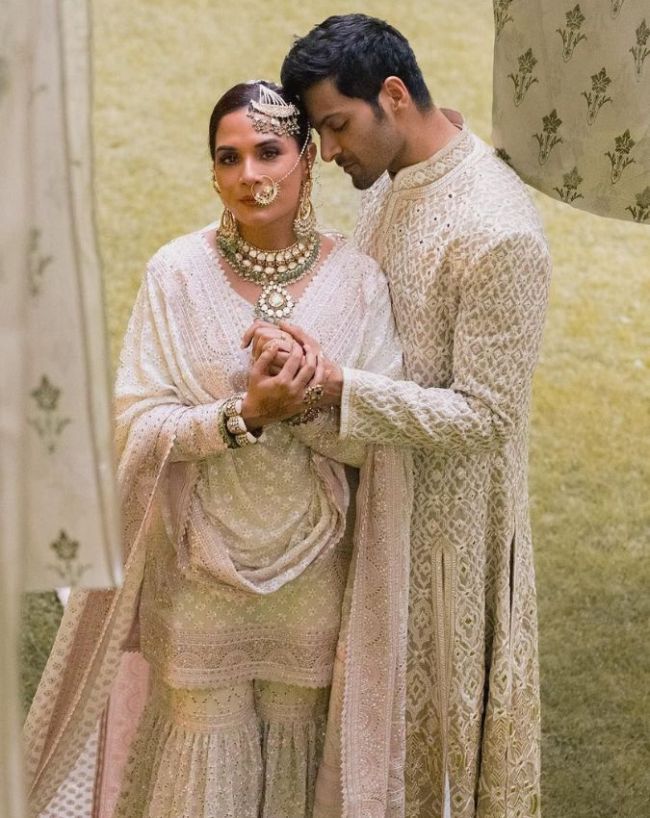 Actresses Married in Another Religion-1-2-3