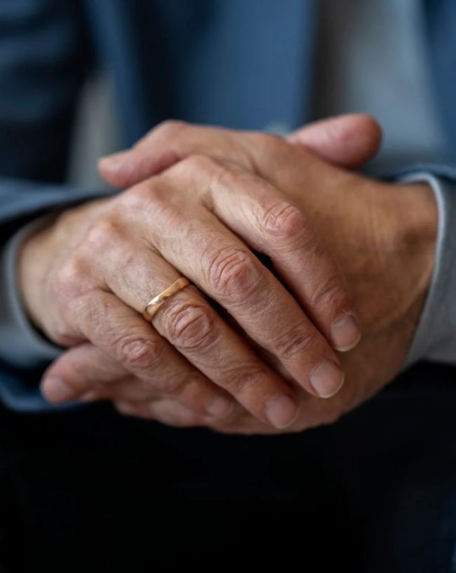 Hand Tremors Causes-1-2