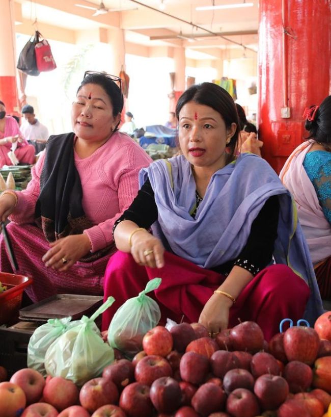 How to visit Ima Keithel market in Imphal How to visit Ima Keithel market in Imphal-1-2-3-4