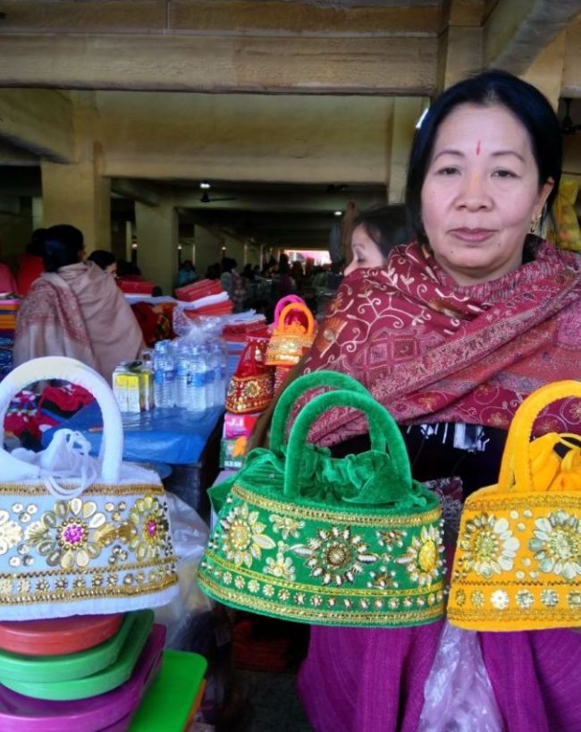 How to visit Ima Keithel market in Imphal How to visit Ima Keithel market in Imphal-1-2-3-4-5-6