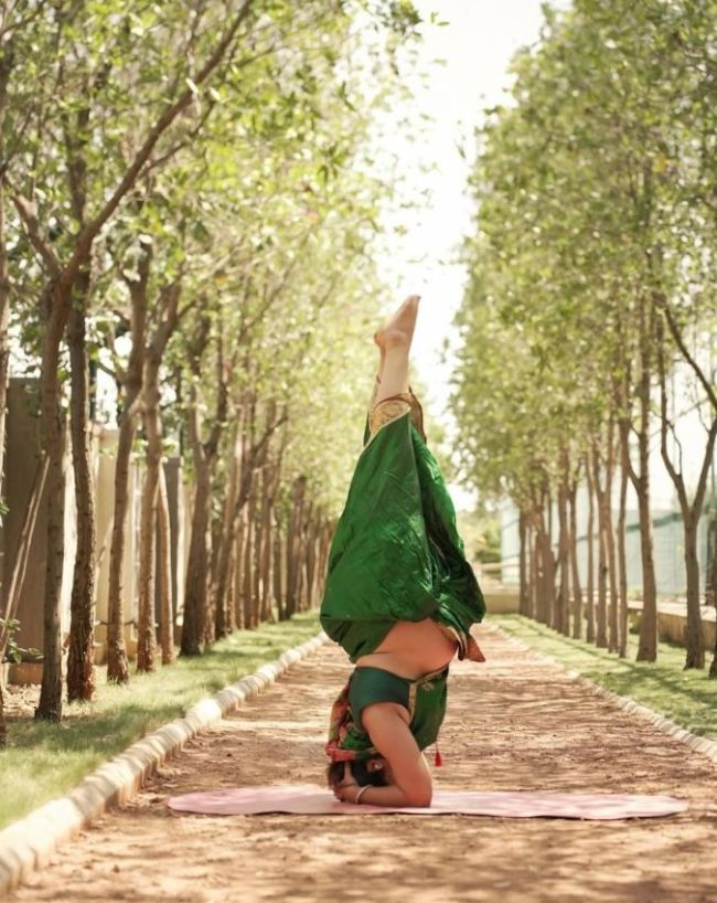 Yoga For Pregnant Women-1-2