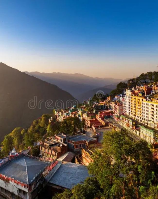 Best trekking spots near Mussoorie Best trekking spots near Mussoorie-1-2