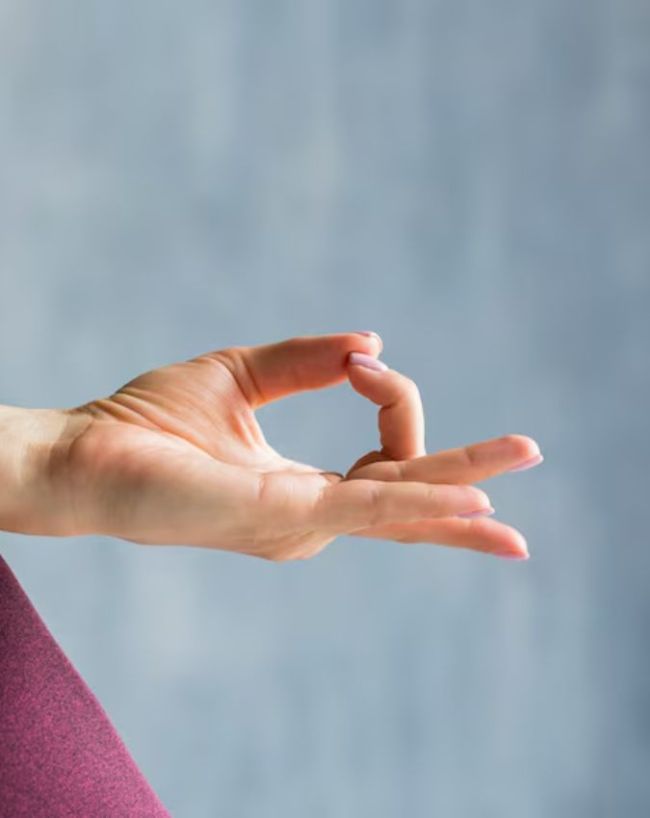 Shunya Mudra For throat-1-2-3-4-5-6-7