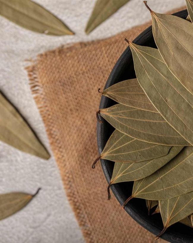 Bay Leaves In Socks Benefits-1-2-3