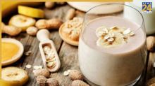 Oatmeal raisin cookie smoothie