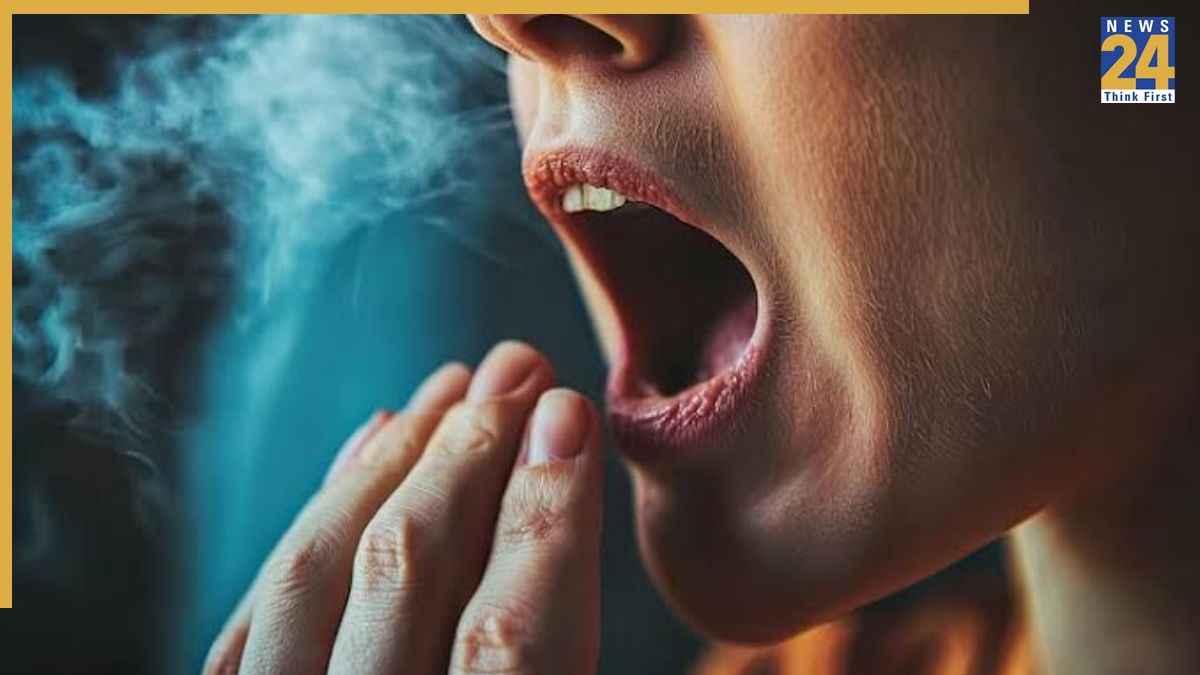 मुंह कड़वा होना किस बीमारी का संकेत है? एक्सपर्ट से जानिए 5 मुख्य वजह