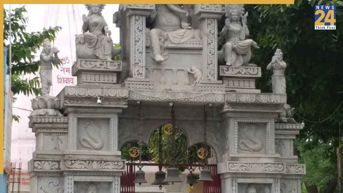Sawan Special: ग्रेटर नोएडा का यह शिव मंदिर है आस्था का बड़ा केंद्र, सावन में लगती है लंबी कतारें