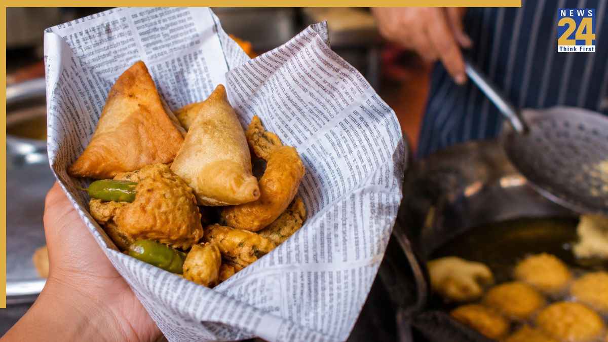 क्या न्यूज पेपर में खाना लपेटकर देने से होता है कैंसर? एक्सपर्ट से समझिए कब बढ़ जाता है खतरा