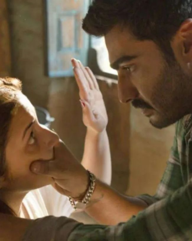 Sandeep aur pinky faraar movie-1-2