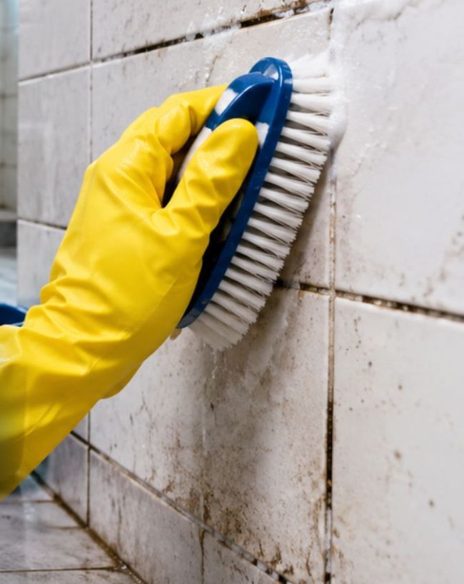 5 Tips to clean bathroom tiles-1-2
