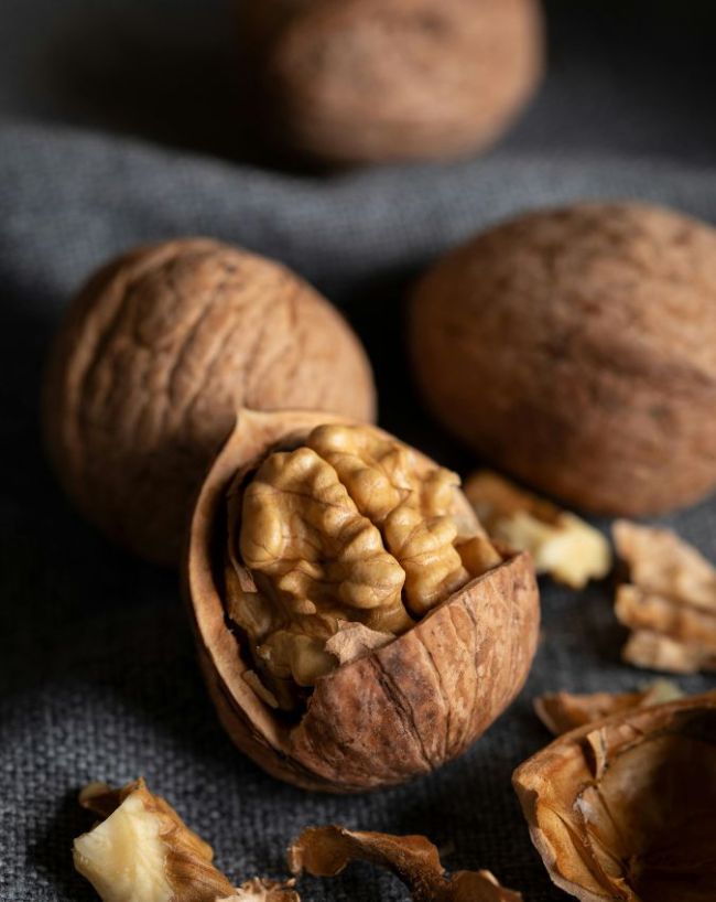 Benefits Of Eating Walnuts-1-2-3-4