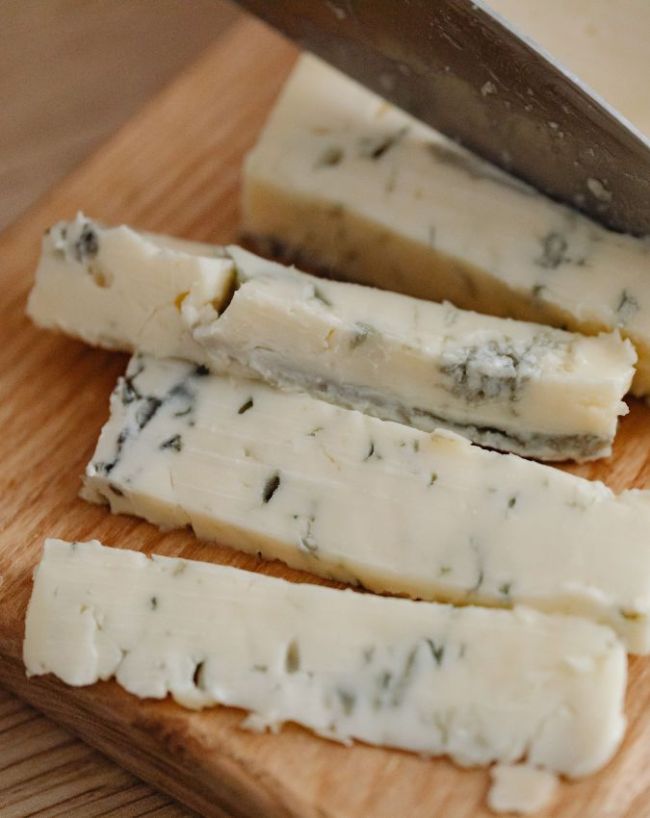 Why people eat blue cheese fungus-1-2-3-4-5
