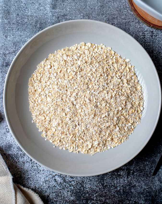 ओटमील और शहद का स्क्रब 