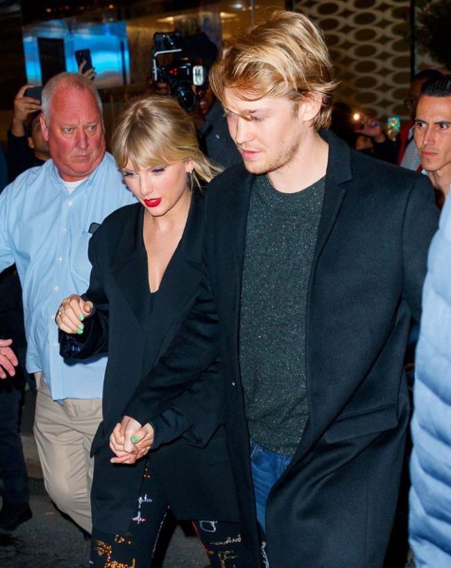 Taylor Swift dating history-1-2-3-4-5