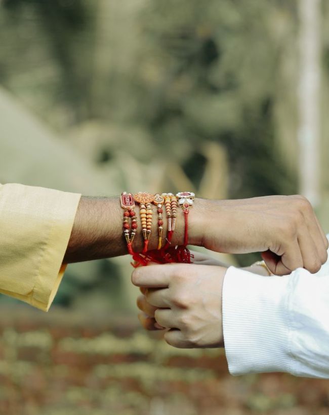 Raksha Bandhan Kab Hai-1-2