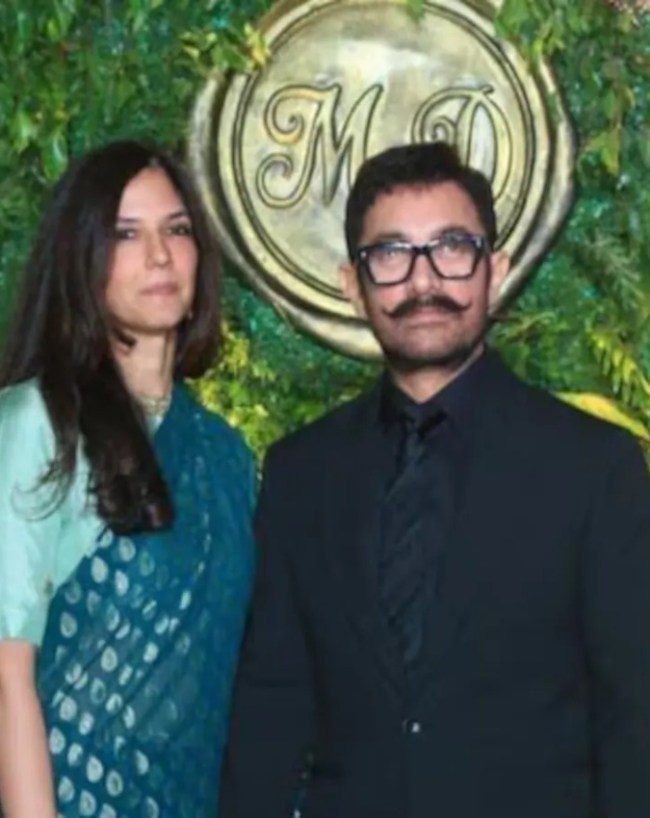 Aamir Khan and Gauri Spratt-1-2-3-4-5-6