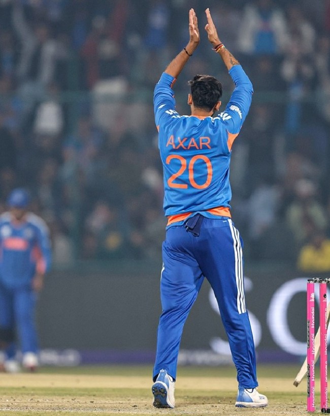 Axar Patel and Arshdeep Singh-1-2
