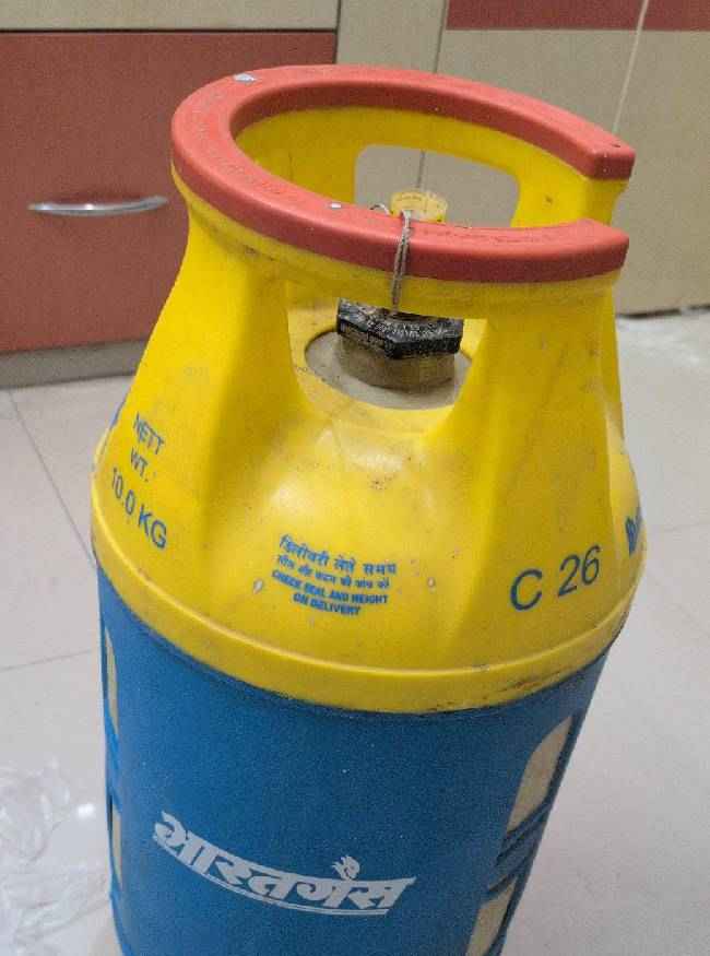 कंपोजिट हल्का सिलेंडर देने पर ज्यादा फोकस