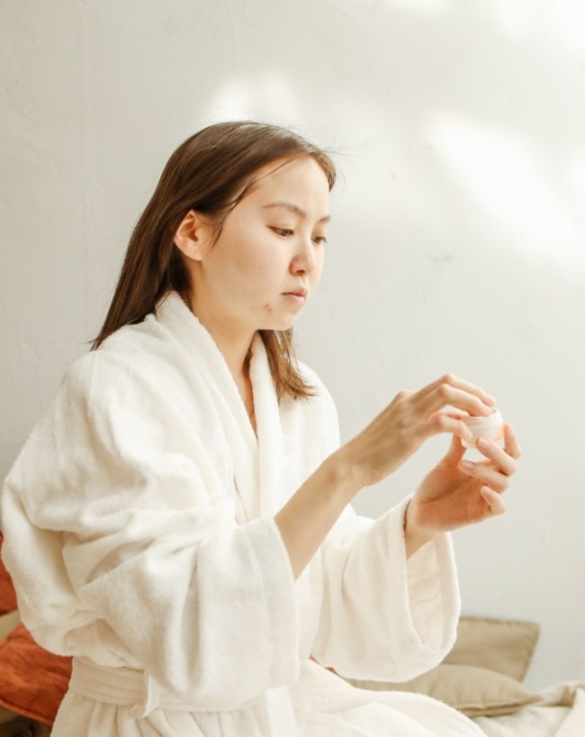 Exfoliating Scrub For Clear Skin At Home-1-2-3-4-5