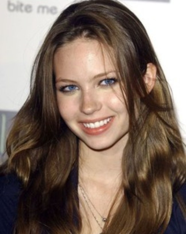 Daveigh Chase-1-2-3