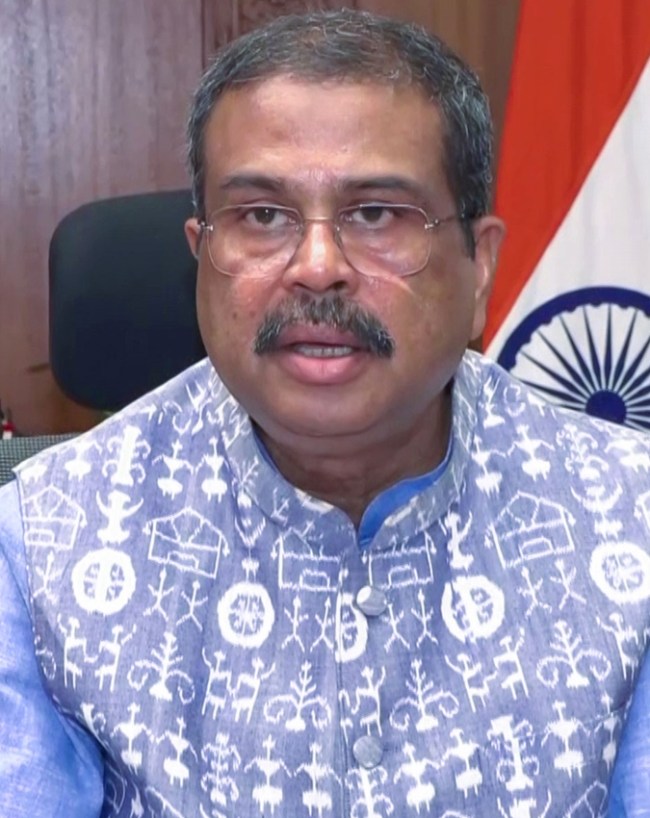 Dharmendra Pradhan Educational Qualification-1-2-3