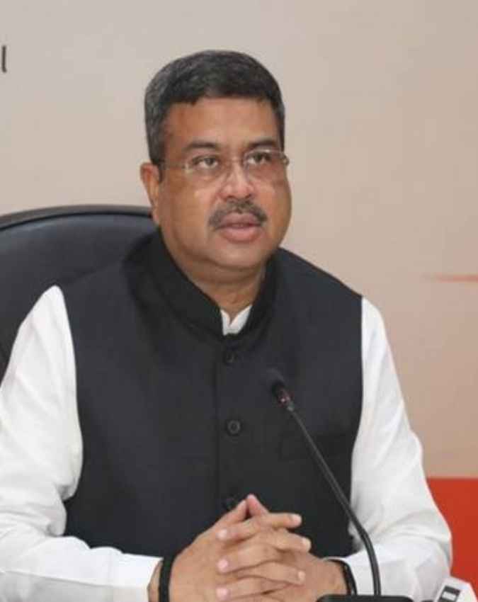 छात्र राजनीति से शुरू हुआ देश में बड़े मंत्री पद तक का सफर