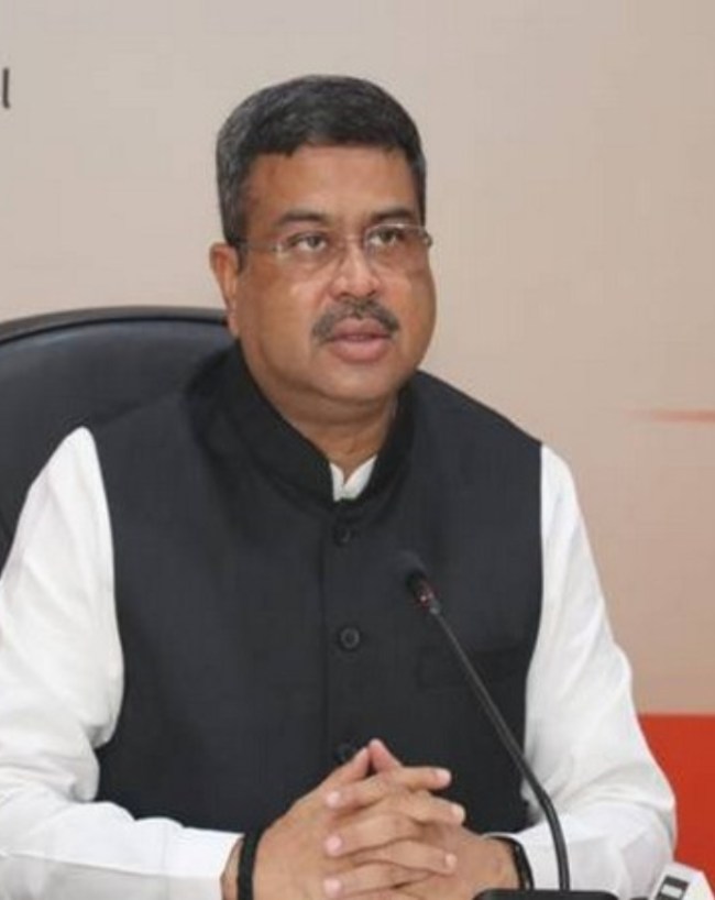 Dharmendra Pradhan Educational Qualification-1-2-3-4