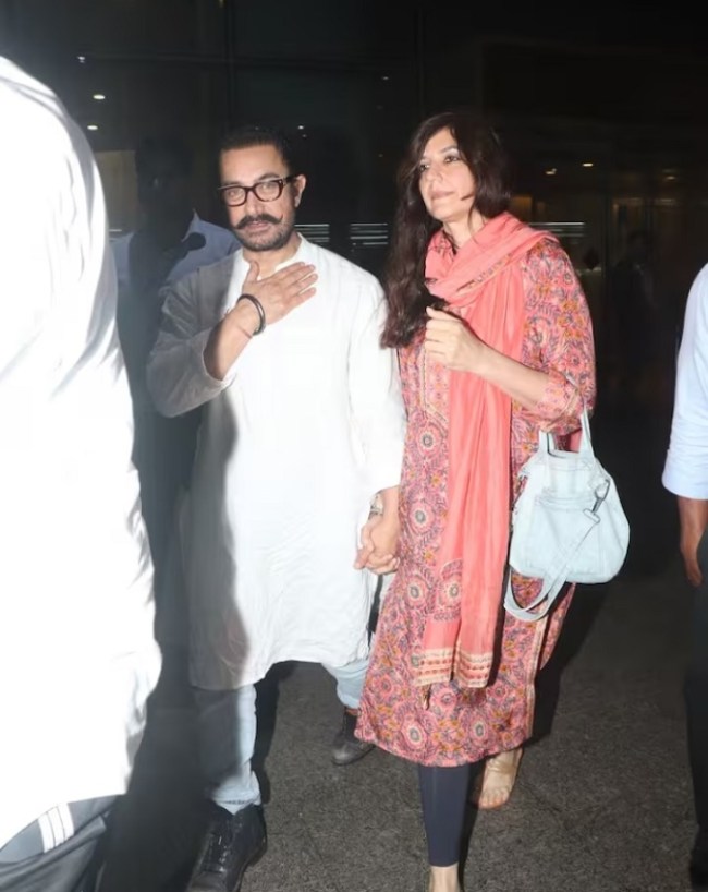 Gauri Spratt, aamir khan-1-2-3