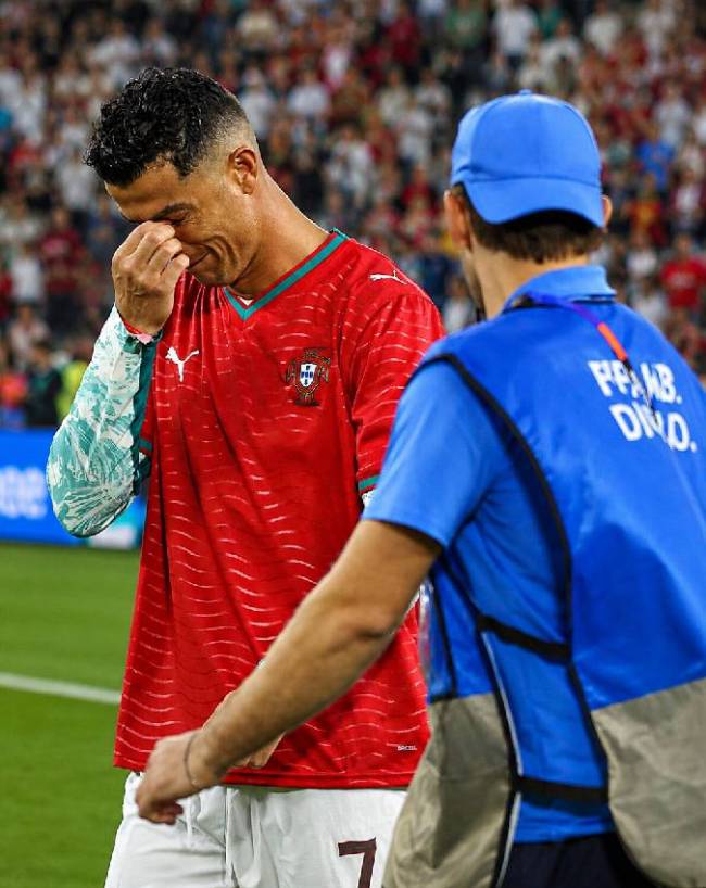 Cristiano Ronaldo-1-2-3-4