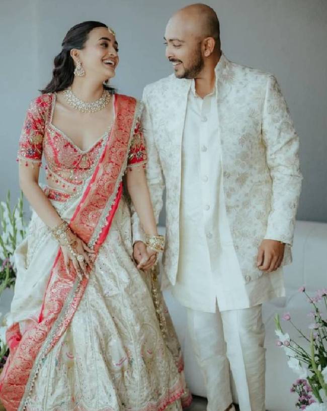 Prithvi Shaw-Akriti Agrawal (PIC Credit- instagram @akritiagarwal7 )-1-2-3-4-5-6