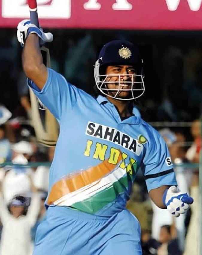 महेंद्र सिंह धोनी का तोड़ा रिकॉर्ड 