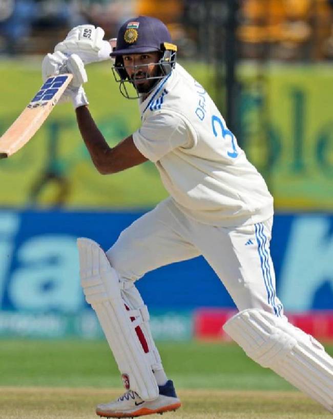 MS Dhoni and Devdutt Padikkal (PIC Credit- X)-1-2-3