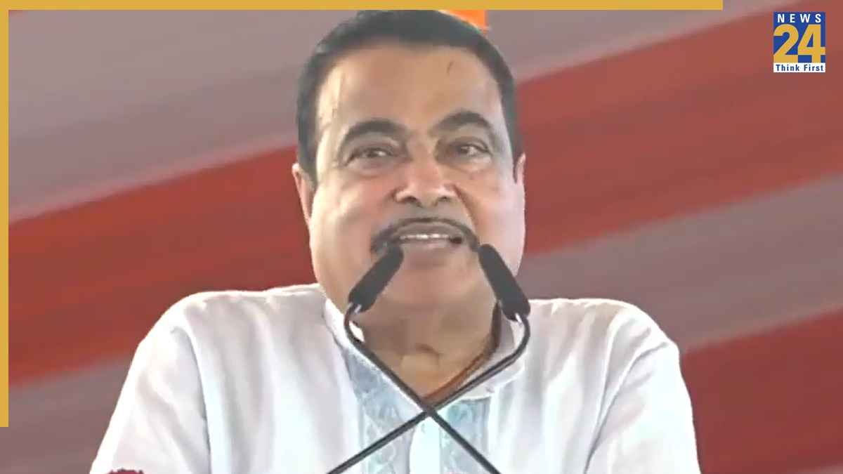 Nitin Gadkari on flying bus: हवा में उड़ने वाली बस लाने की तैयारी, लखनऊ में नितिन गडकरी का बड़ा ऐलान