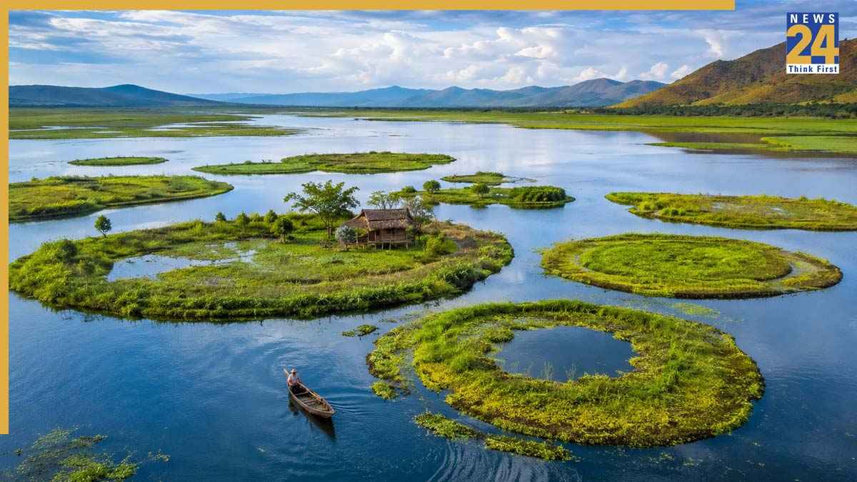 क्या आप जानते हैं? भारत की इस झील में तैरते हैं द्वीप, यहीं मौजूद है दुनिया का एकमात्र फ्लोटिंग नेशनल पार्क
