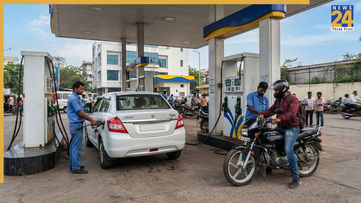 Petrol-Diesel Price Today: पेट्रोल-डीजल के आज के रेट जारी, जानें दिल्ली से लेकर मुंबई तक क्या है आज का भाव