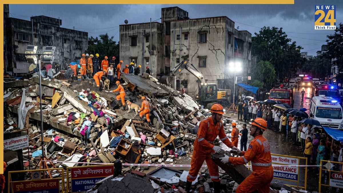 महाराष्ट्र में भारी बारिश का कहर… पुणे के पिंपरी-चिंचवड़ में ढही इमारत, मलबे में 15 लोगों के दबे होने की आशंका!