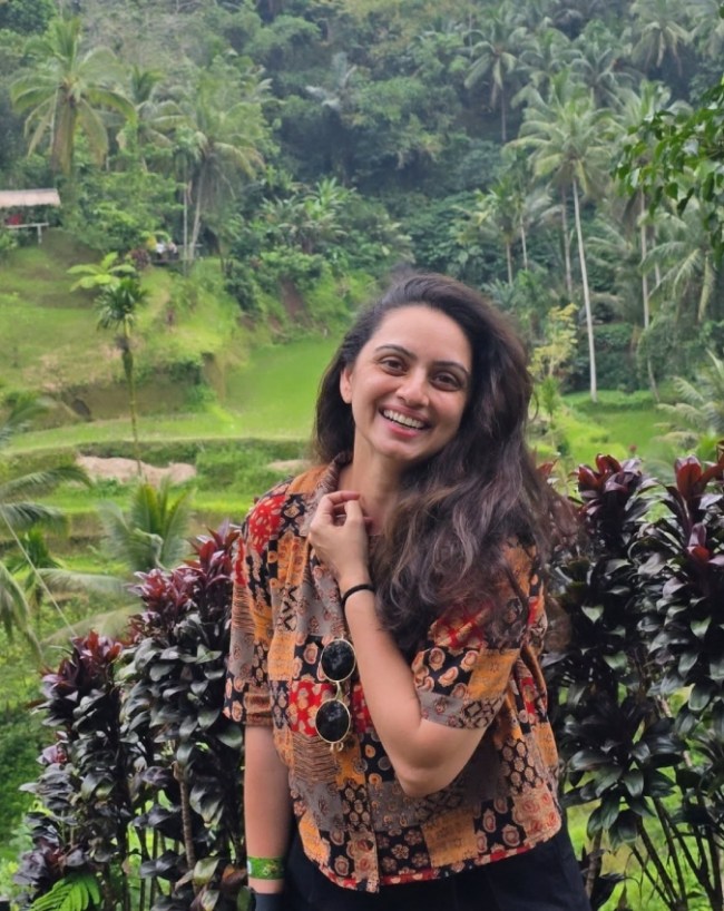 Shruti Marathe-1-2-3